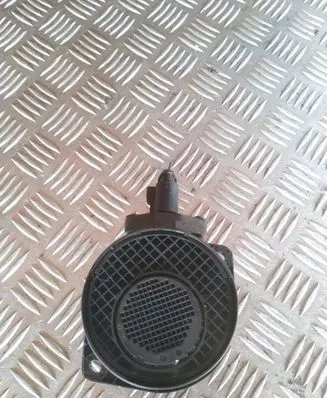 Volkswagen Golf V Mass air flow meter 0281002461 074906461B
