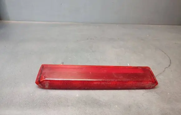 Subaru Forester SJ Third/center stoplight W0858