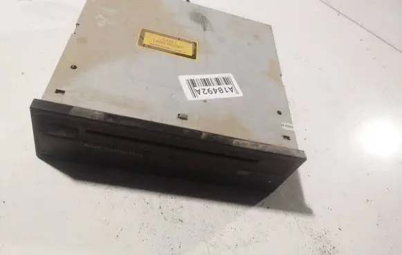 Navigation unit CD/DVD player