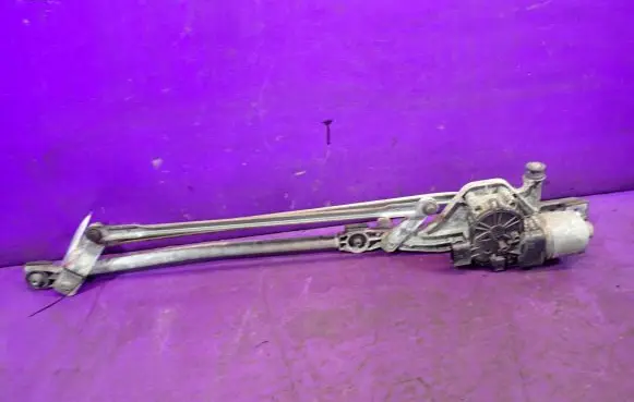 Ford Focus C-MAX Front wiper linkage and motor 4M5117508AA