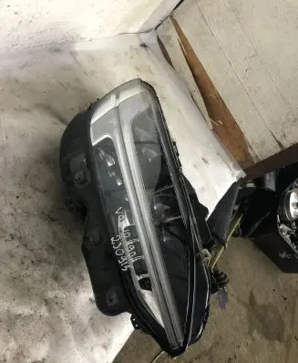 Volvo S90, V90 Headlight/headlamp 32228311