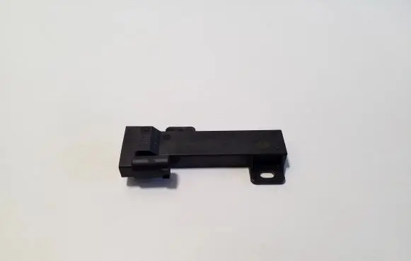 Jeep Cherokee Aerial antenna amplifier P56046957AA P68186637AA 228742101