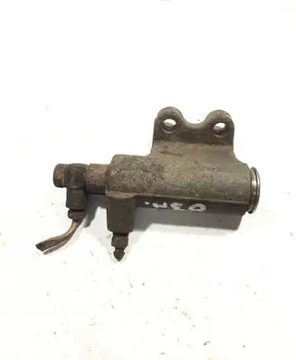 Clutch slave cylinder