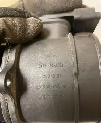 Citroen C4 I Picasso Mass air flow meter 72834204 9650010780