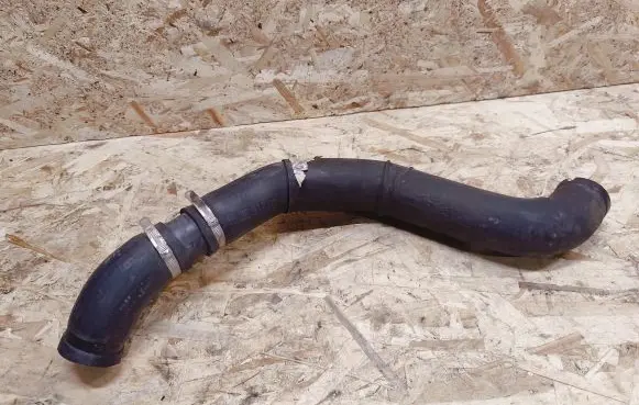 Maserati Quattroporte Engine coolant pipe/hose