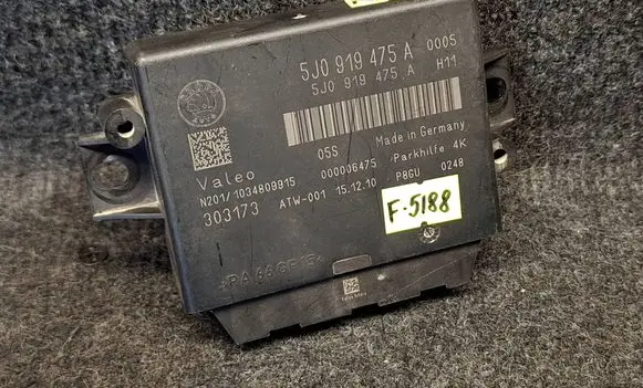 Skoda Octavia Mk2 (1Z) Parking PDC control unit/module 5J0919475A