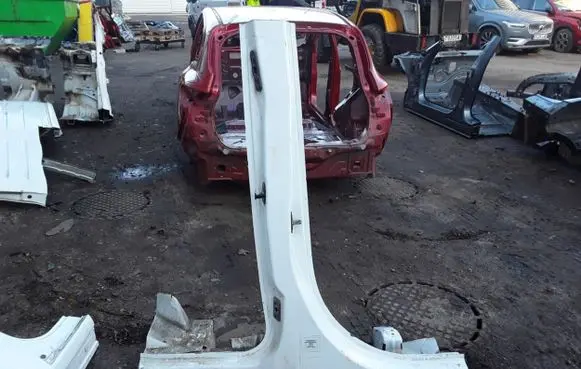Opel Combo E Pillar (middle) 9816945080