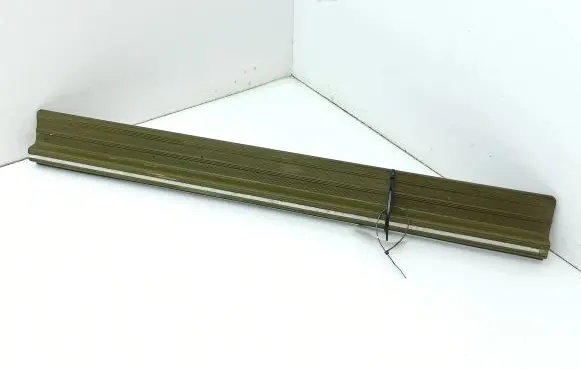 Mercedes-Benz E W123 Front sill trim cover
