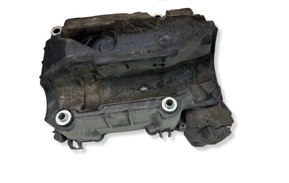 Volkswagen PASSAT B7 Intake resonator 3981030939 03C145650C K03C103502