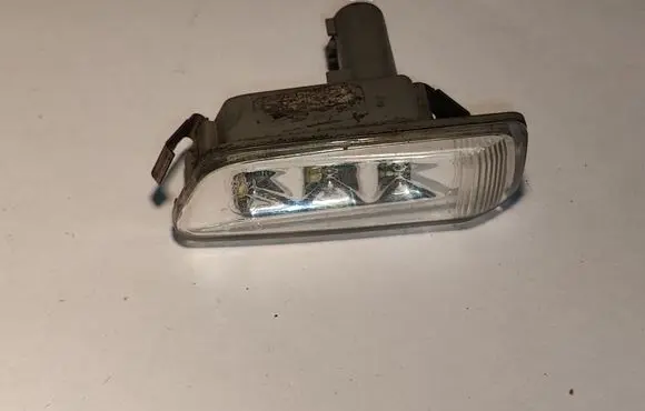 Audi A8 S8 D3 4E Front fender indicator light 4E0949128