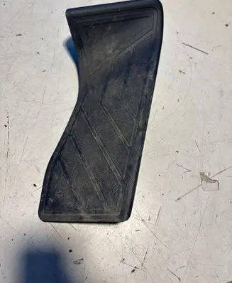 Citroen C5 Aircross II Foot rest pad/dead pedal 9811350777