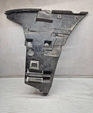 Volvo XC70 Front bumper mounting bracket 09190303