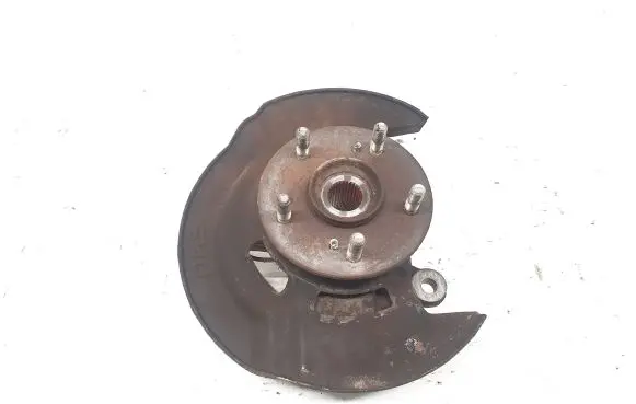 Honda CR-V Front wheel hub spindle knuckle