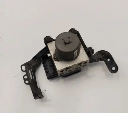 Mini Cooper Countryman R60 ABS Pump 6866011