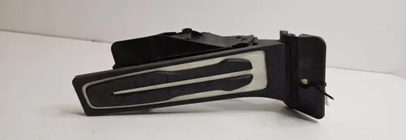 BMW 4 G22 G23 G24 G26 Accelerator throttle pedal 21490710 6889824