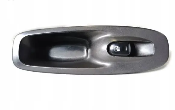 Hyundai Accent Tailgate/trunk/boot open switch 