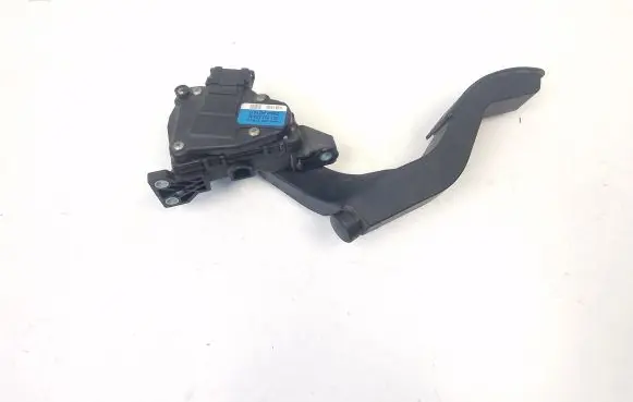 Audi A6 S6 C5 4B Accelerator throttle pedal 8D1723523M