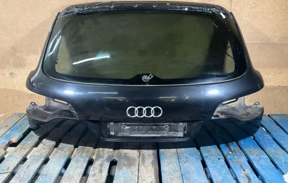 Tailgate/trunk/boot lid