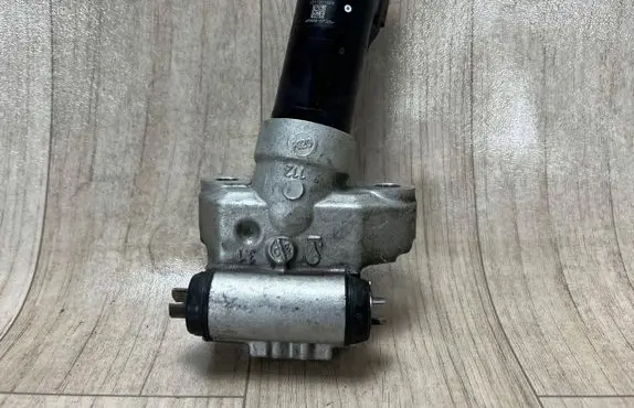 Porsche Cayenne (9Y0 9Y3) Brake power pressure regulator 9Y0616