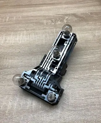 Volkswagen PASSAT B5 Tail light bulb cover holder 3B9945257