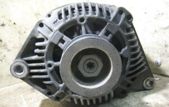 Renault Espace III Generator/alternator VALEO110A 22TD