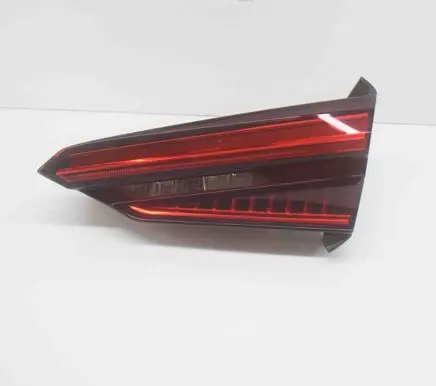Audi A5 Tailgate rear/tail lights 8W6945094C