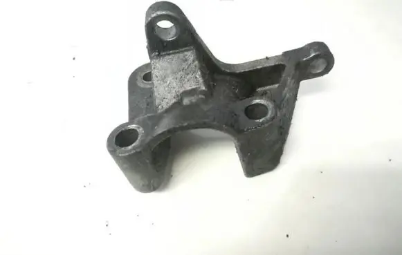 Ford Focus Engine mounting bracket XS4Q9K552AB