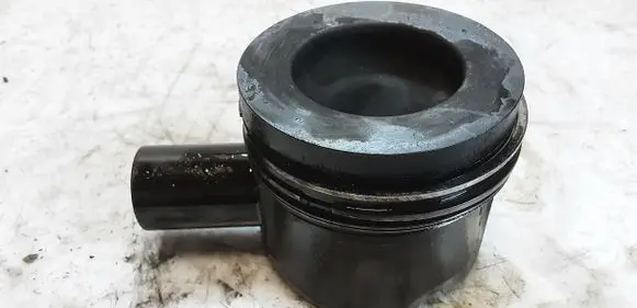 Audi A6 S6 C7 4G Piston 8372T 3R2