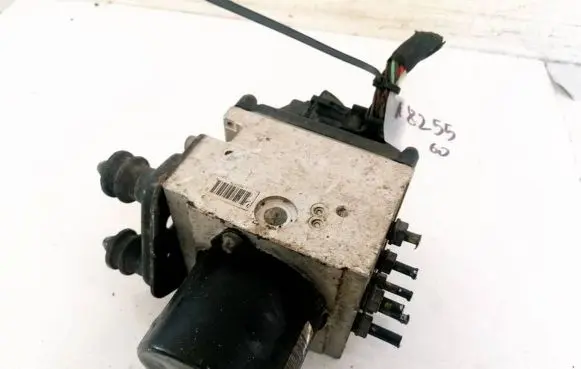 Volkswagen PASSAT B6 ABS Pump 3C0614095P 16027201