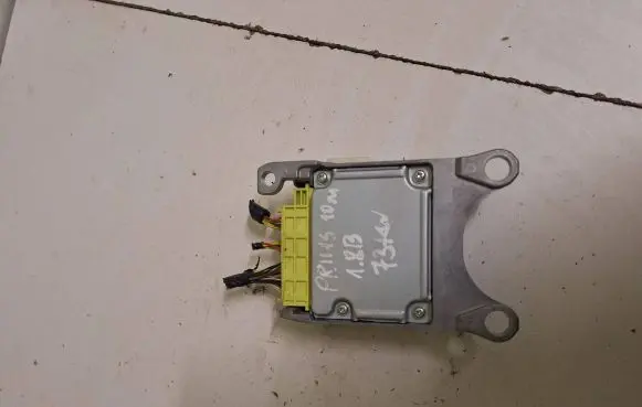 Toyota Prius (XW30) Airbag control unit/module 8917047100 1503002301 A952301073SY