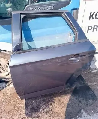 Ford Mondeo MK IV Rear door 