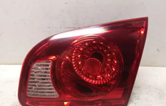Hyundai Santa Fe Tailgate rear/tail lights 924062B000