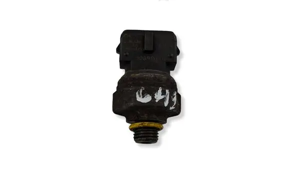 Volvo V70 Air conditioning (A/C) pressure sensor 30899051 0185B