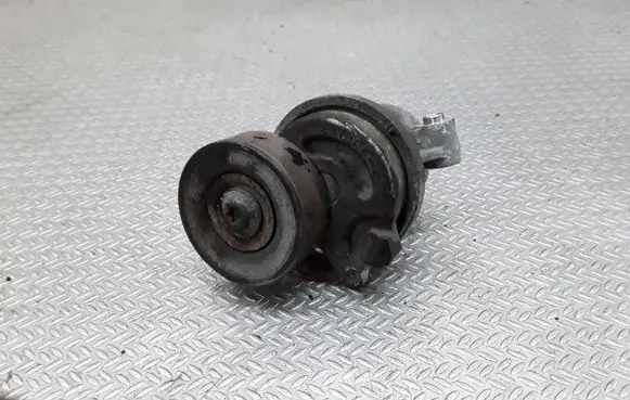 Mitsubishi Lancer VIII Generator/alternator belt tensioner