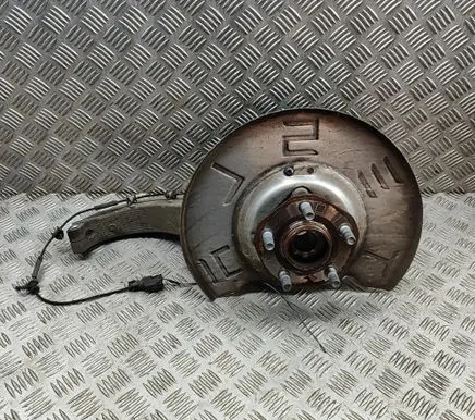 Tesla Model Y Front wheel hub 118831600E