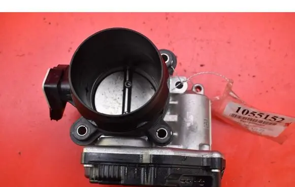 Hyundai Tucson JM Throttle body valve 351002M417