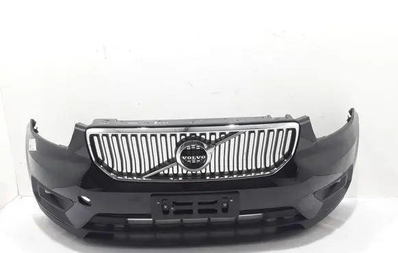 Volvo XC40 Front bumper 31449359