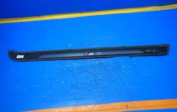 BMW 1 E81 E87 Front sill trim cover 8045292
