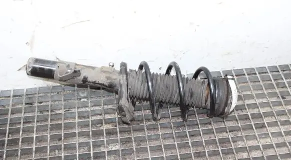 Volvo V40 Front shock absorber/damper 31360945