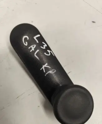 Opel Zafira B Front door window winding handle 90247150