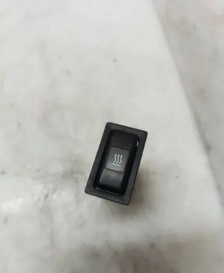 Toyota Avensis T250 Windscreen/window heater switch 153337