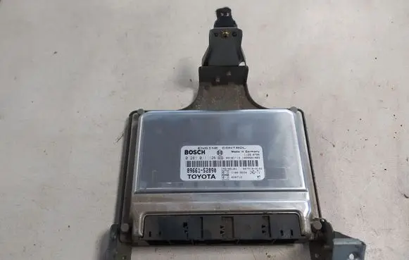 Toyota Yaris Engine control unit/module 8966152890 0281011126