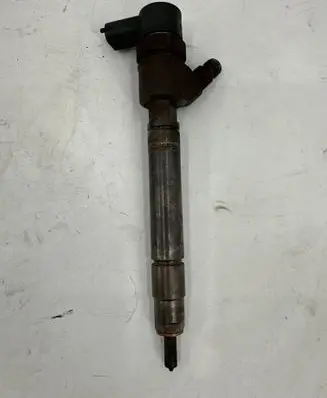 Fuel injector