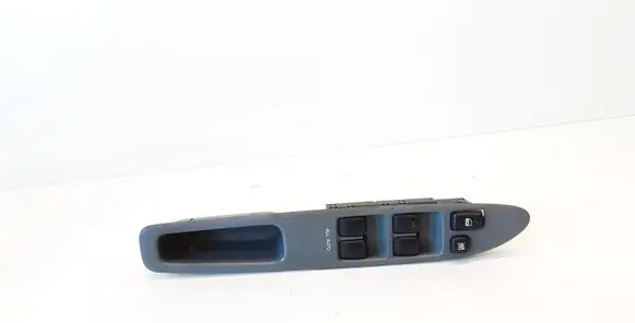 Toyota Avensis Verso Electric window control switch 8404044030