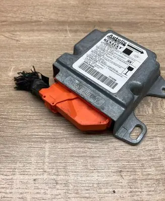 Renault Scenic I Airbag control unit/module 7700437471A 550803800 USED