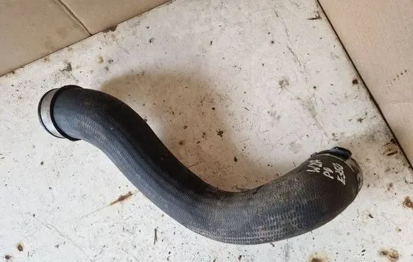 Mercedes-Benz E C207 W207 Intercooler hose/pipe