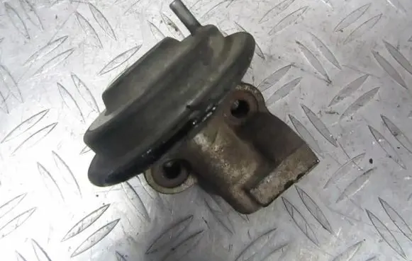 Ford Galaxy EGR valve 938f9d475ac 938f-9d475-ac