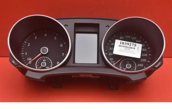 Volkswagen Golf Plus Speedometer (instrument cluster) 5K0920871