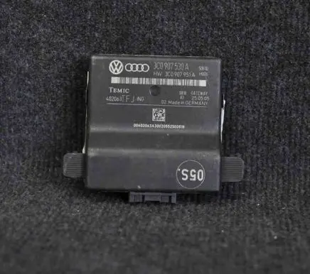 Volkswagen PASSAT B6 Gateway control module 3C0907530A