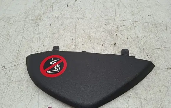 Dashboard side end trim
